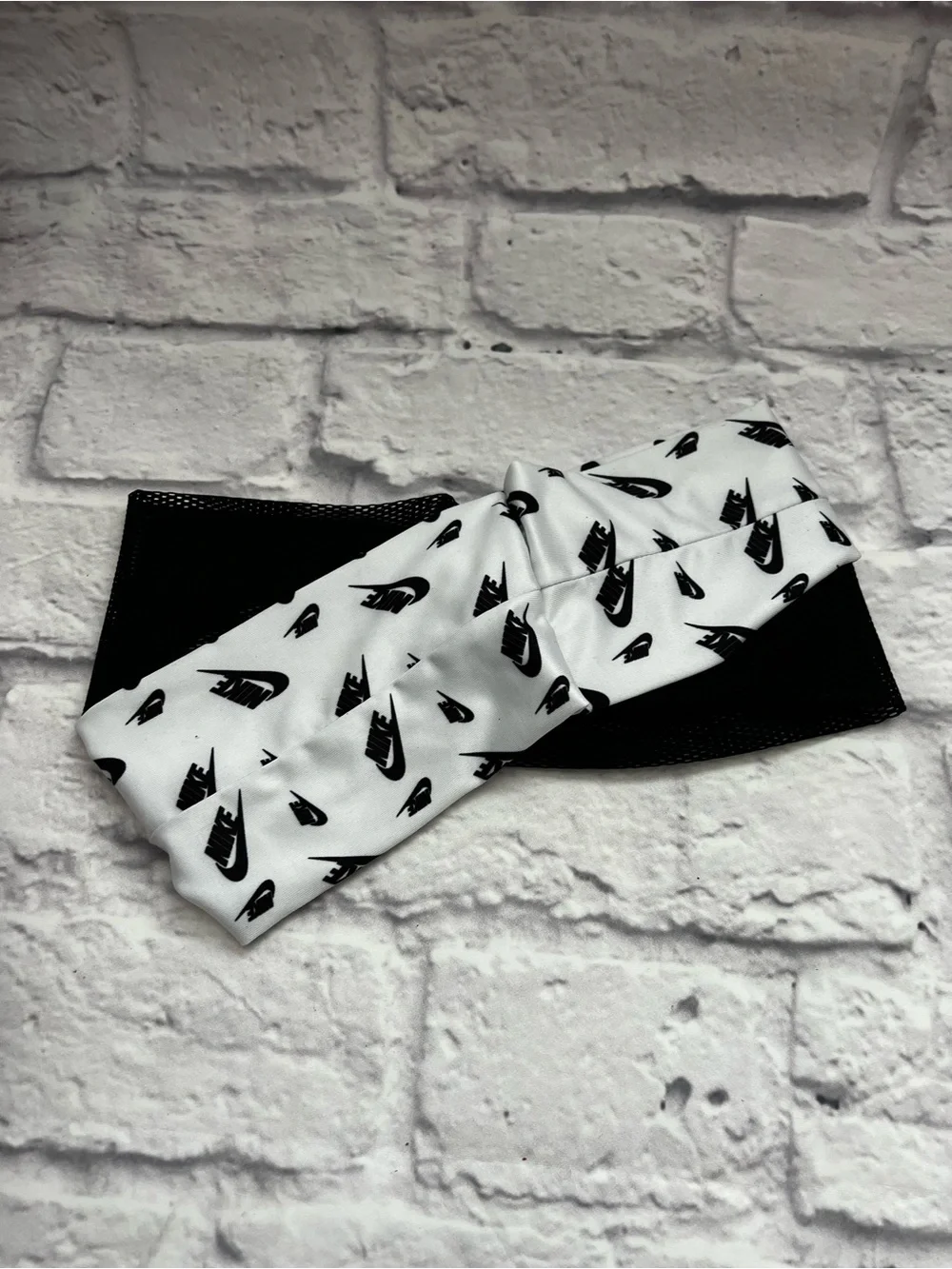 Nike Black & White Logo Twist Headband